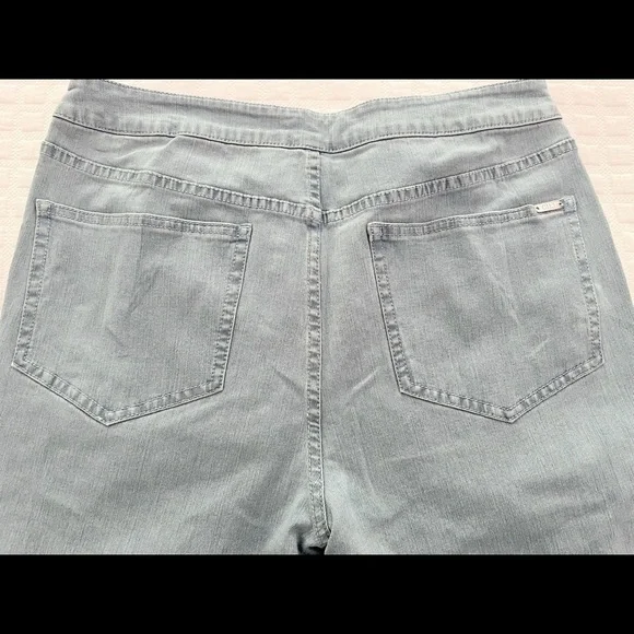 A350330 G.I.L.I. Dual Stretch Side Button Flare Jeans LIGHT WASH Size 10 Boho - Picture 5 of 9